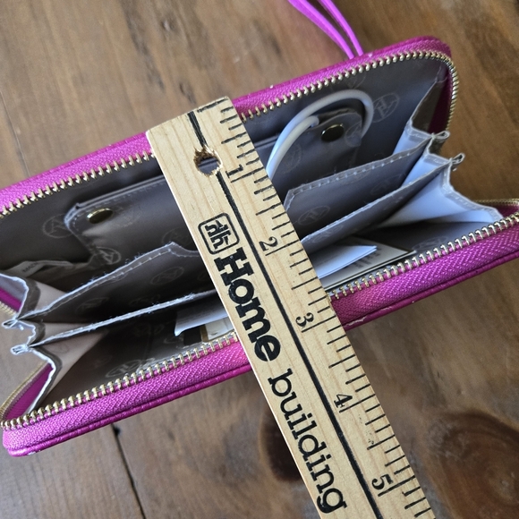 Adrienne Vittadini Pink Women's Charging Wallet - Picture 14 of 14